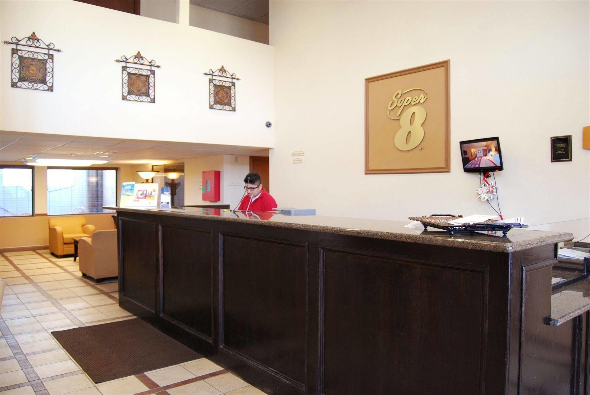 Super 8 By Wyndham Oklahoma City Exteriér fotografie